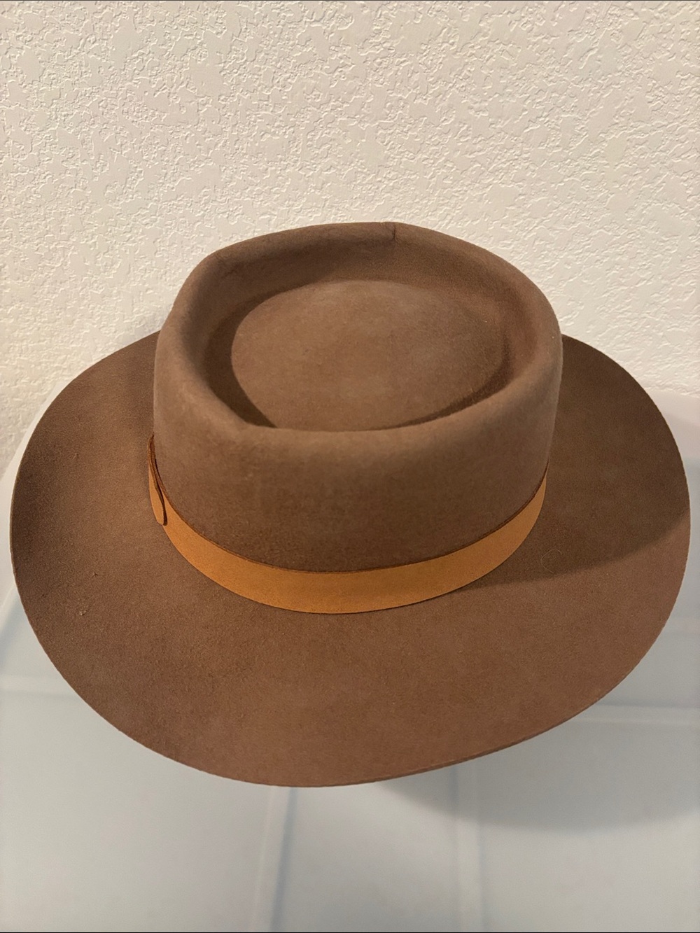 Lack of Color Mirage Boater Dusty brown XXL dipped crown genuine suede band NWT - Picture 5 of 15